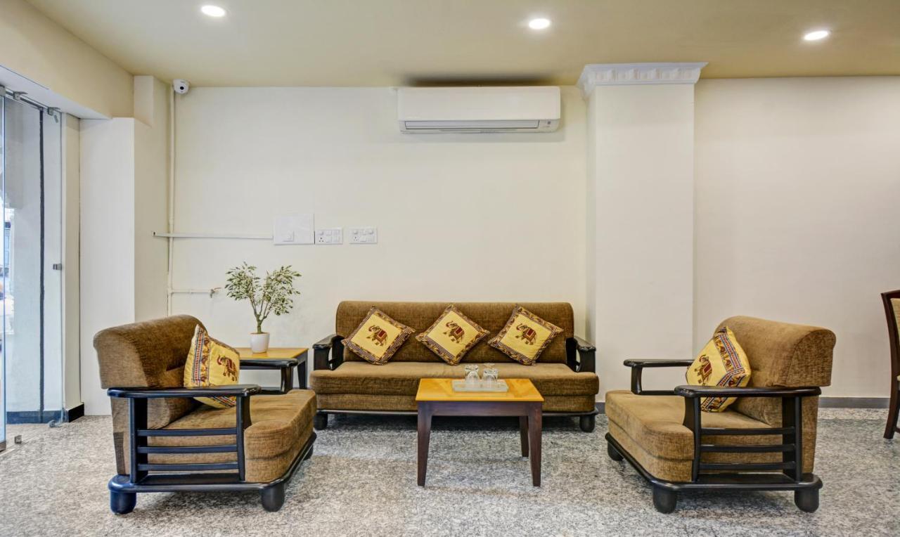 Treebo Jheel Mahal Hotel Udaipur Kültér fotó