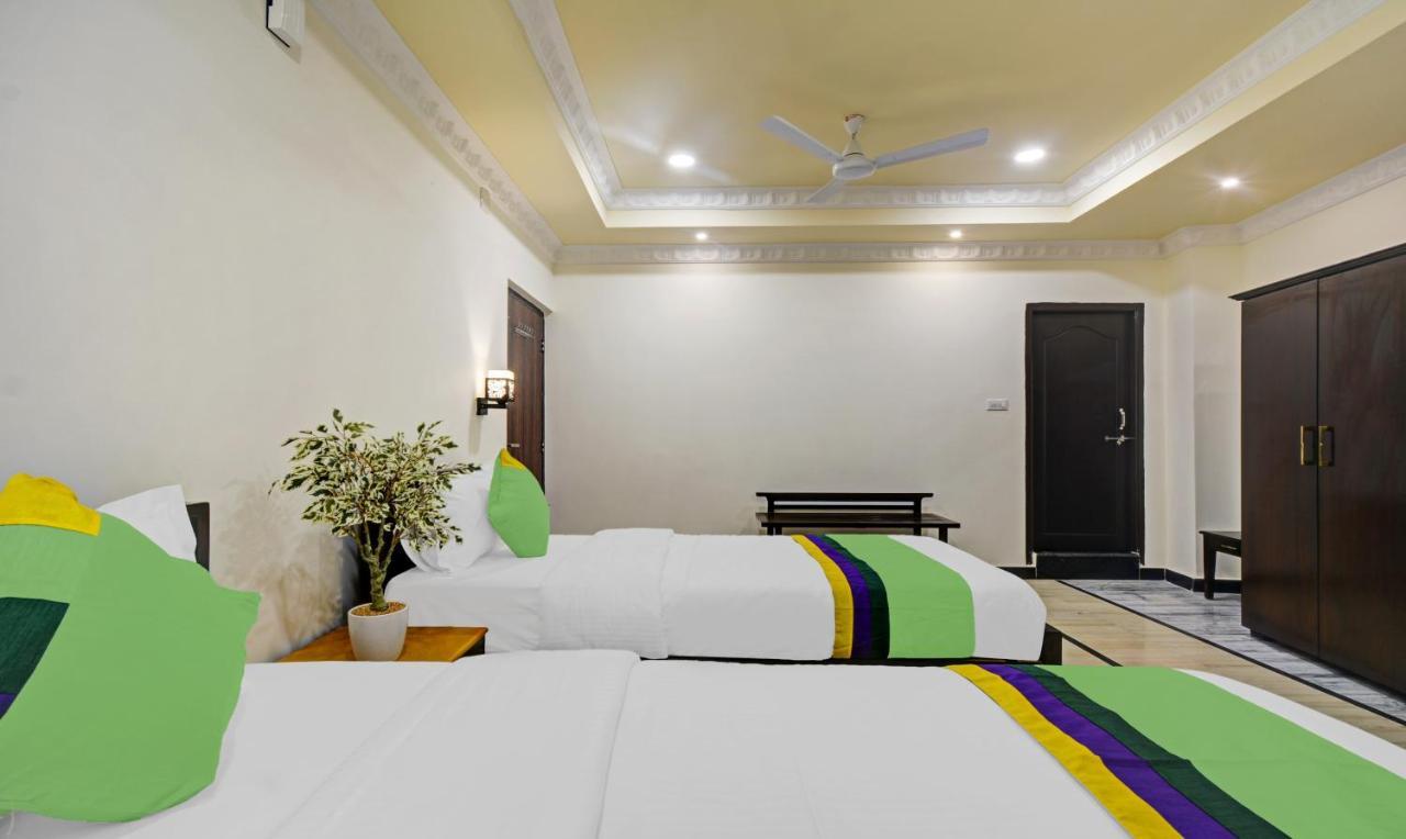 Treebo Jheel Mahal Hotel Udaipur Kültér fotó