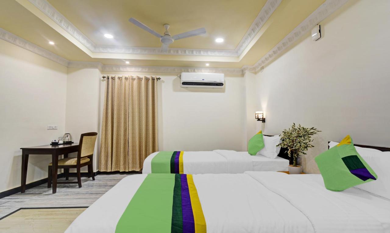 Treebo Jheel Mahal Hotel Udaipur Kültér fotó